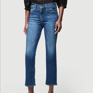 Well-loved frame denim jeans; great for workwear or work from home!